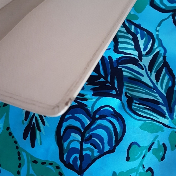 Chanel CC bilfold small wallet - Picture 6 of 9